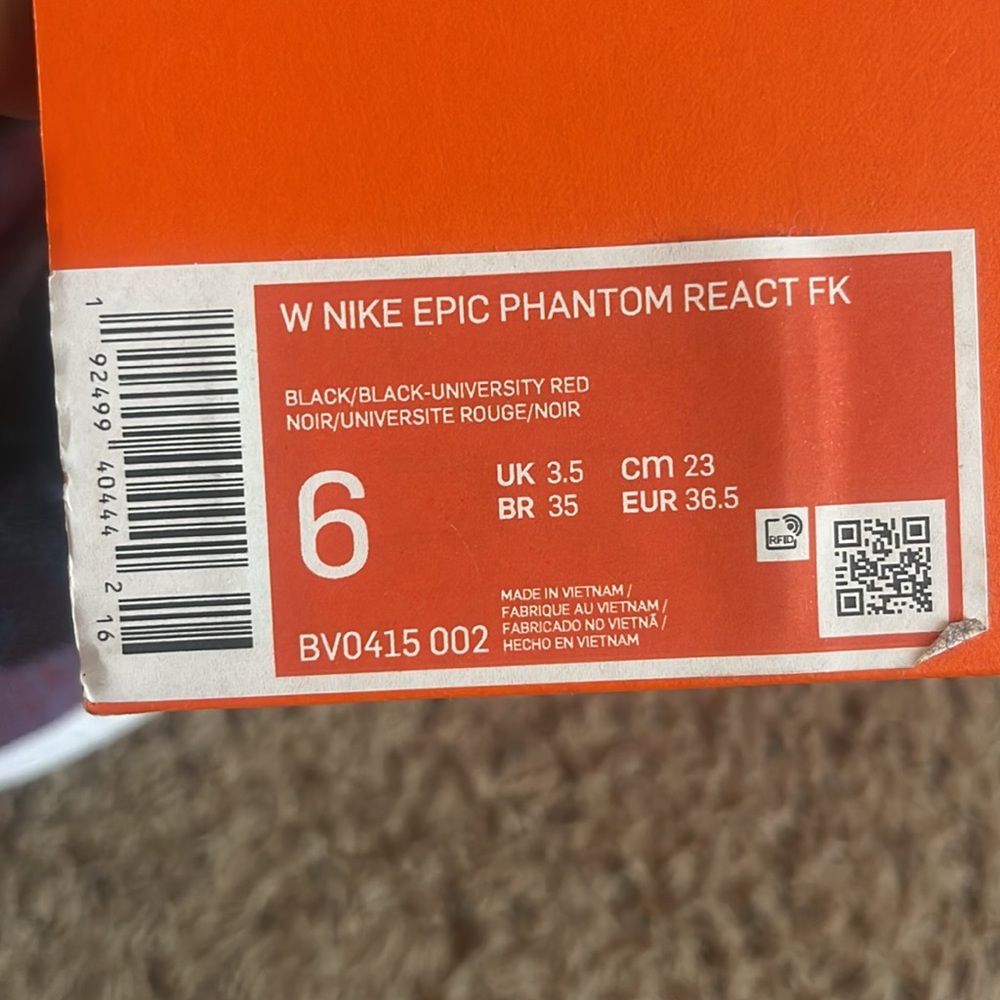 Womens size 6 running sneakers new in box - Picture 5 of 5